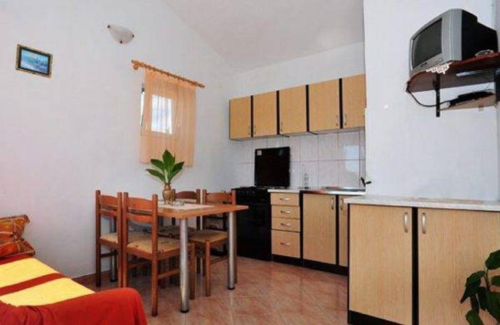 Apartments Maric มาลี เดอร์เวนิค ห้อง รูปภาพ